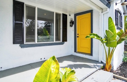 Arden-Arcade Casa | Peaceful and Spacious 3-Bedroom House in Great Neighborhood -- w/ Parking