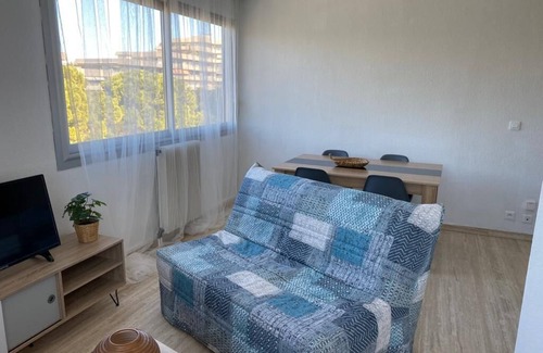 Estanove Apartamento | Peaceful apartment with swimming pool near shops 15 minutes from the beaches by car