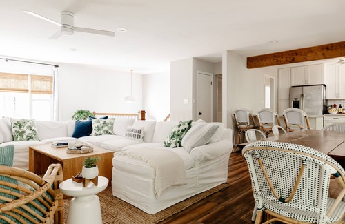 Southern Shores Casa | Peaceful Beach Retreat in Southern Shores.Beach Front Parking Passes included