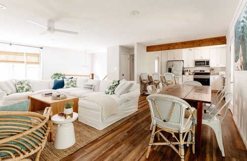Southern Shores Casa | Peaceful Beach Retreat in Southern Shores.Beach Front Parking Passes included