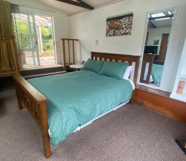 Omaui Apartamento | Peaceful beachside guest house