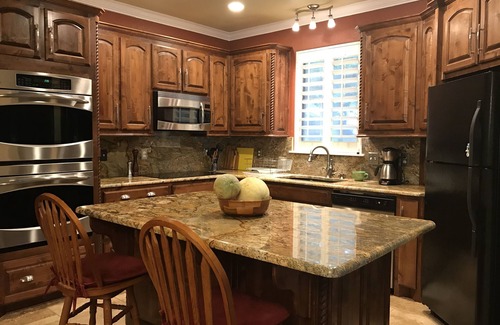 Azle Casa | Pacífica y hermosa frente al lago 3 BR / 3 BA Hideaway en Eagle Mountain Lake