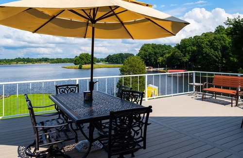Aspen Hill Casa | Peaceful, Beautiful Lakeside GETAWAY