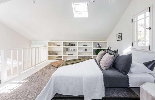 Kingston Casa | Peaceful Bedroom Close To Train Station