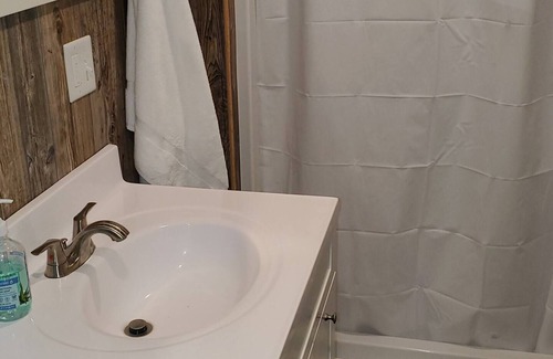 Thompsonville Casa | Peaceful Cabin in Thompsonville - Minutes from Crystal Mountain. Sleeps 6