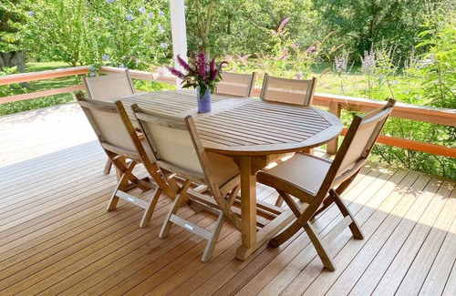 Chilmark Casa | Peaceful Chilmark Enclave with Abel's Hill Association Beach and Tennis Courts
