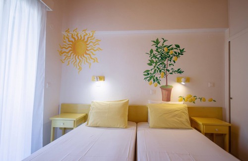 Kavos Casa | Acogedores apartamentos con piscina cerca de la playa en un entorno relajante