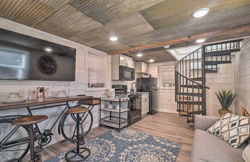 Cookeville Cabina | Peaceful Cookeville Cabin on 52 Acres!