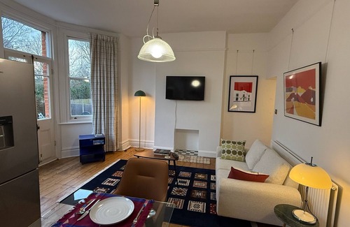 Ealing Apartamento | Peaceful cosy Ealing Apartment, private Garden