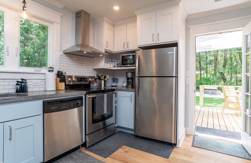 Pigeon Point Casa | Peaceful cottage close to downtown Beaufort, SC