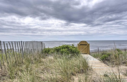 Matunuck Casa | Peaceful Cottage - Steps to Matunuck Beach