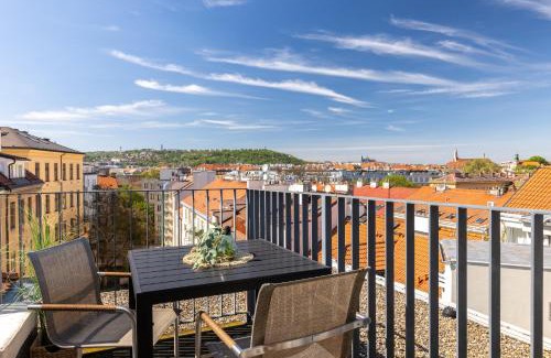 Vysehrad Apartamento | Peaceful & Cozy Living in Vyšehrad with a Balcony