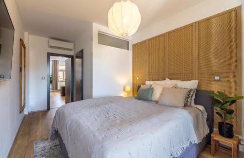 Vysehrad Apartamento | Peaceful & Cozy Living in Vyšehrad with a Balcony