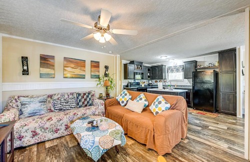 Stokes Casa | Peaceful Danbury Getaway - 3 Mi to Hanging Rock!