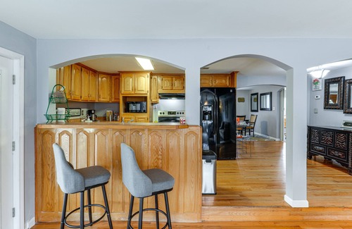 Council Casa | Peaceful Delco Family Home w/ Private Deck!