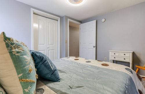 Council Casa | Peaceful Delco Family Home w/ Private Deck!