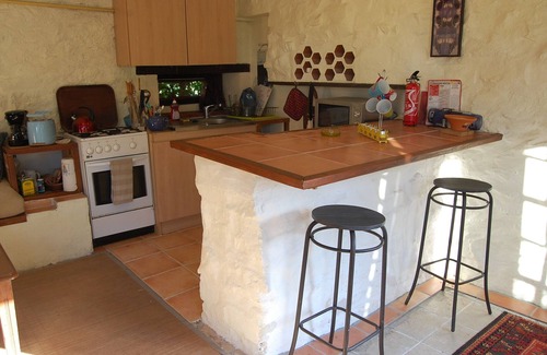 Champagne-Mouton Cabaña | Peaceful Detached Cottage Studio French Countryside Private Garden Nature Lovers