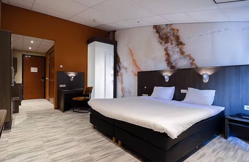 Mill Hotel | Relaxing Country Escape with Indoor Pool, Bike Rentals, and Scenic Terrace