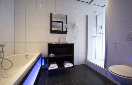Mill Hotel | Relaxing Country Escape with Indoor Pool, Bike Rentals, and Scenic Terrace