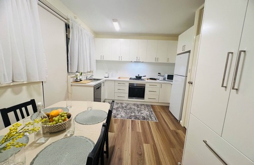 Camberwell Apartamento | Peaceful family-friendly 2-bedroom apartment in Camberwell.