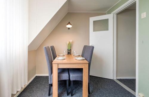 Elim Casa | Peaceful Family Home in Elim