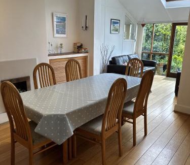 Horfield Casa | Peaceful Family Retreat Near Gloucester Road
