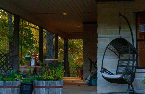 Pangburn Casa | Peaceful Fishing and Mindful Retreat Cabin on Little Red River