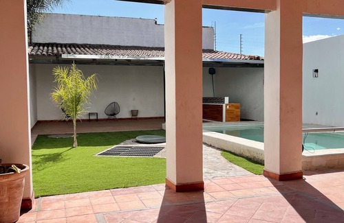 San Isidro Mazatepec Casa | Peaceful Getaway with Heated Pool and Private Studio Near GDL with WiFi, AC