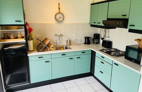 Brailly-Cornehotte Casa | Peaceful gîte in the Picardy countryside - 2 bedrooms, enclosed garden, family comfort