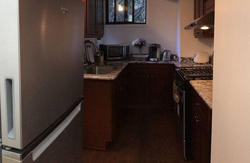 Los Gatos Apartamento | Peaceful Guest Suite U1 in Redwood Forest Retreat WiFi