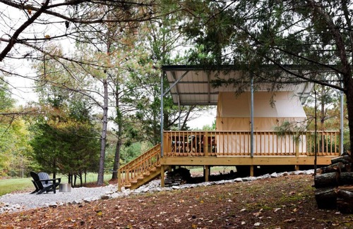 Sparta Alquiler De RV | Peaceful, heated tent with Center Hill Lake Access