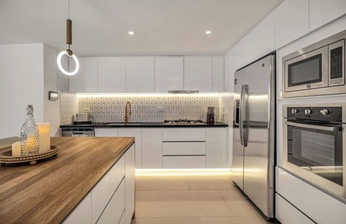 El Tesoro Apartamento | * Peaceful Heaven: 2.5 Bath+2 Bed