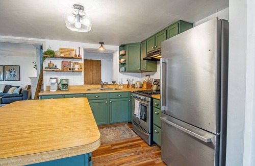 Hood Casa | Peaceful Hideaway Near Shenandoah Pet Friendly