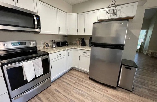 Bedford Casa | Peaceful Home in DFW Center