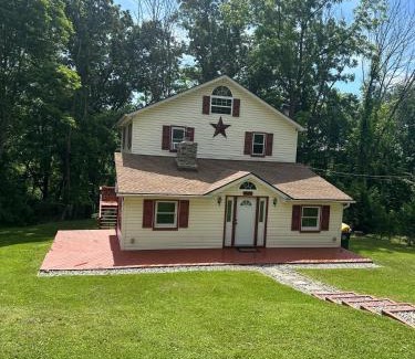 Mt. Bethel Casa | Peaceful home in mount bethel, PA