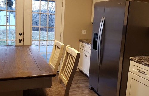 Cookeville Casa | Peaceful Home On A Hill In Cookeville, Tennessee