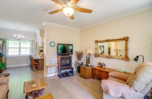 Edgemont Casa | Peaceful Home with Patio Near Greers Ferry Lake