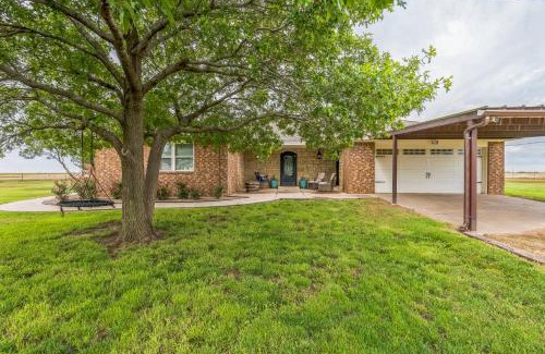 Canyon Casa | Peaceful Horse Ranch Escape Near Palo Duro Canyon home