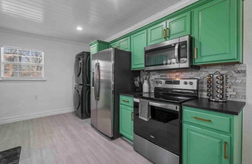 Little Elm Casa | Peaceful Lake Cabin in City Getaway Hot Tub, Beach, & Spacious Deck