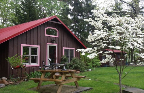 Westfield Cabaña | Peaceful Lake Cottage