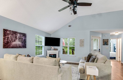 Midway Casa | Peaceful lake escape with water views, outdoor games, firepit, & on-site fishing