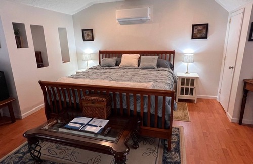 Hamblen County Casa | Peaceful Lake/Nature View Loft Getaway