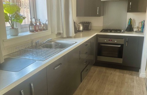 Stoke Hammond Apartamento | Peaceful lakeside apartment