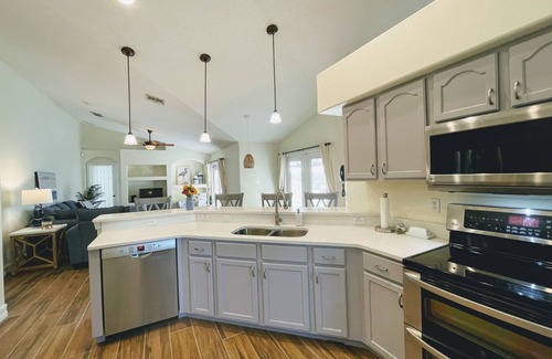 Orange Tree Casa | Peaceful Lakeside Pool Villa w/ Star Wars Games Room Near Disney
