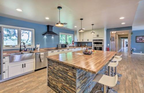 Lebanon Casa | Peaceful Lebanon FarmhouseandRanch with Pool!