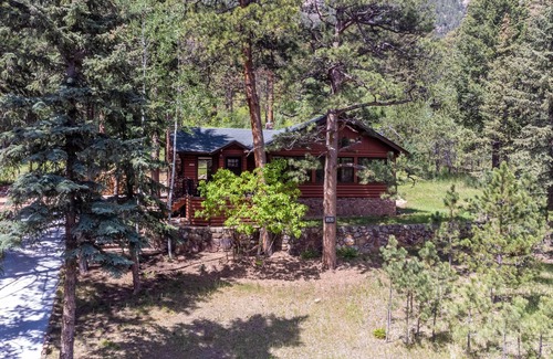Cascade-Chipita Park Casa | Peaceful Mtn Cabin; Base Camp for Adventure; Fast WiFi