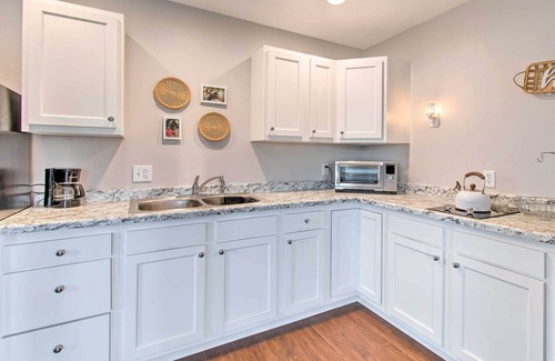 Saint Patrick Cabina | Peaceful Missouri Cabin Rental on 55 Acres!