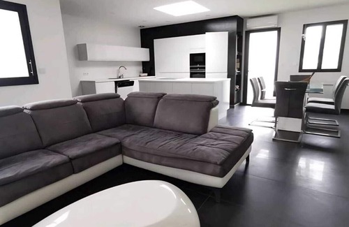 Rosporden Casa | Peaceful, modern wooden house 15 minutes from the beach
