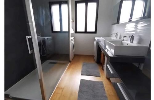 Rosporden Casa | Peaceful, modern wooden house 15 minutes from the beach
