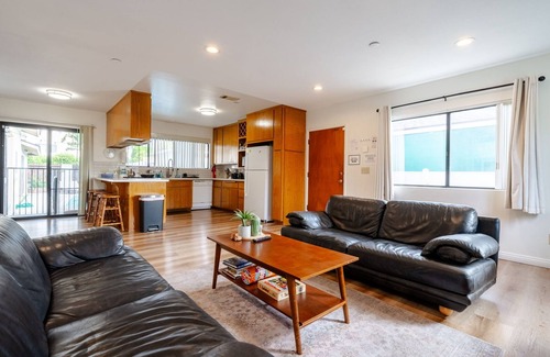 Monrovia Casa | Peaceful Monrovia 4 Bed 3 Ba Home with Pool! - Close to Shopping and Freeways